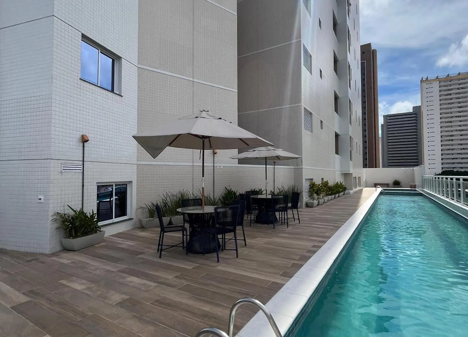 아파트 Acquarius Residence Estrutura De Nova Construcao Situada Na Praia De Iracema 포르탈레자